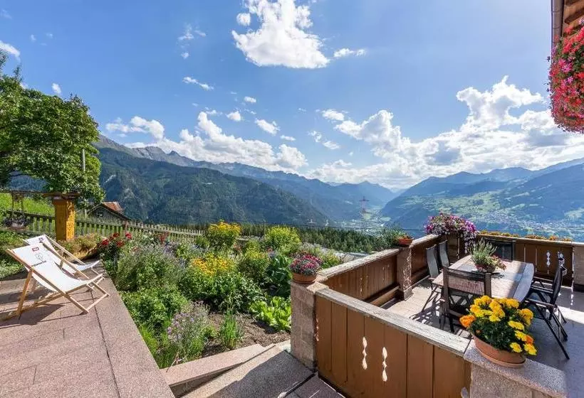 ホテル Bauernhof Inntalblick