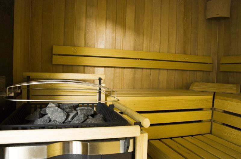 酒店 Der Reisinger Am Neufelder See