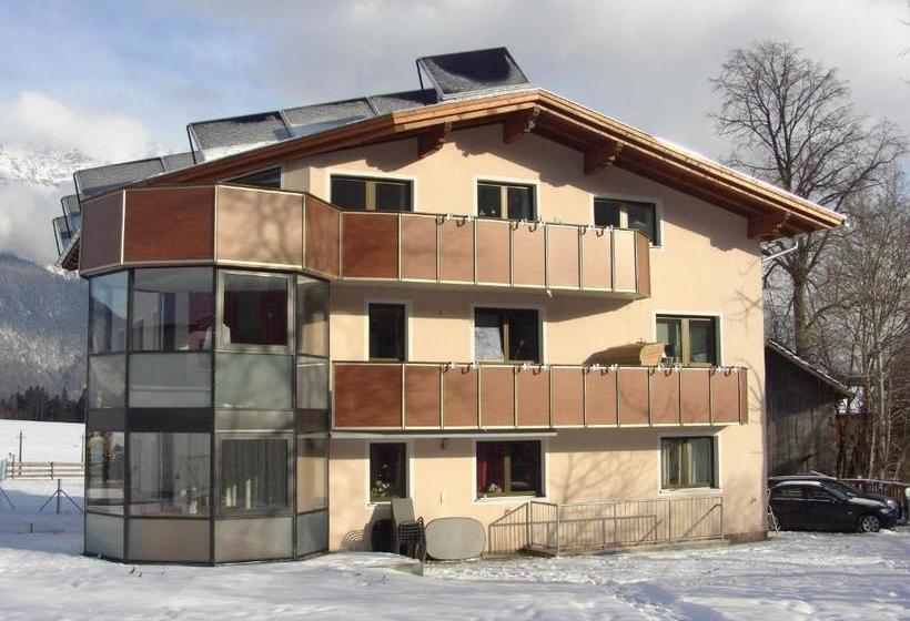 ホテル Ferienwohnungen Mair