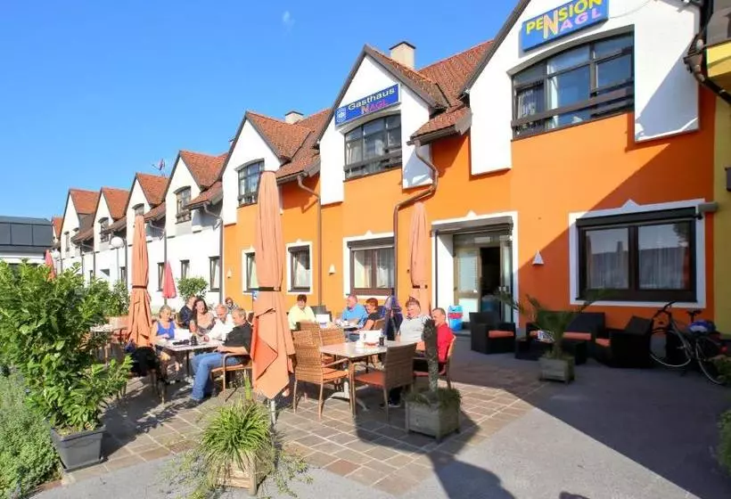 ホテル Gasthaus Pension Nagl