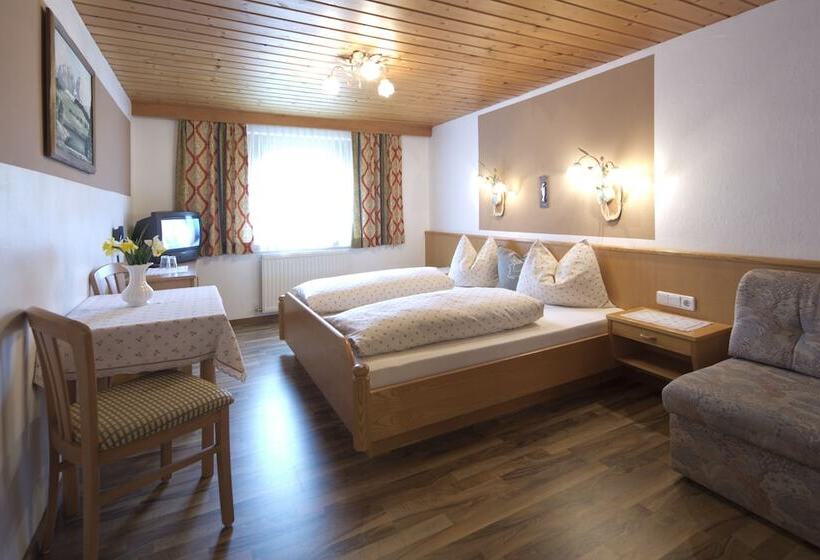 هتل Gasthof Eiserne Hand