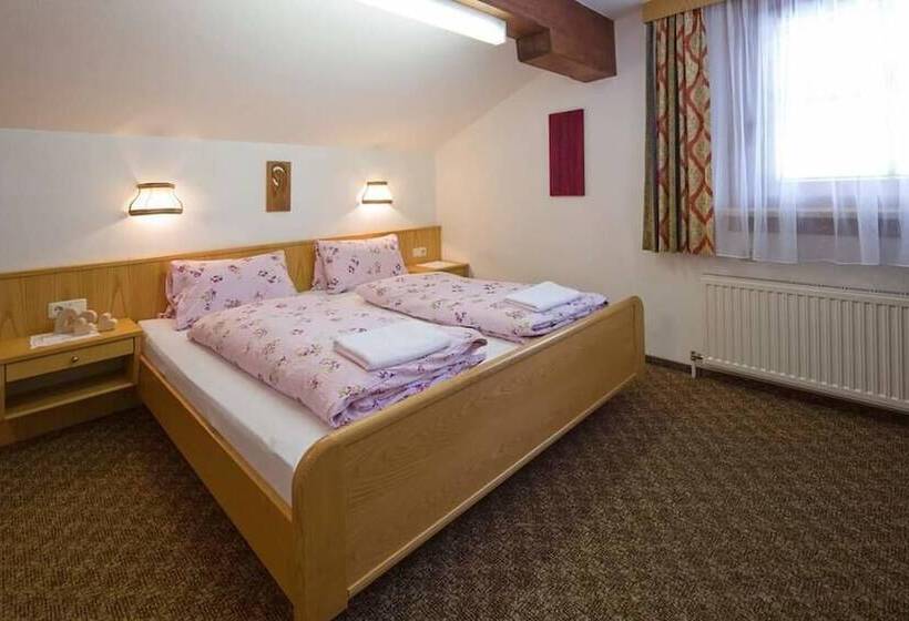 هتل Gasthof Eiserne Hand