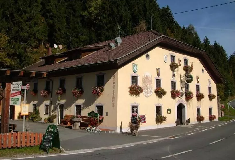 ホテル Gasthof Zum Löwen