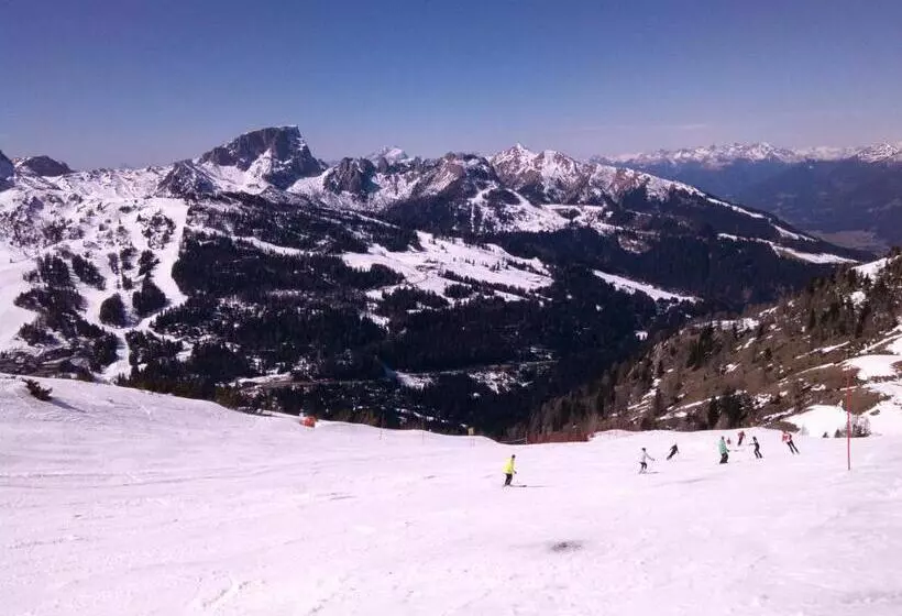 ホテル Gasthof Zum Löwen