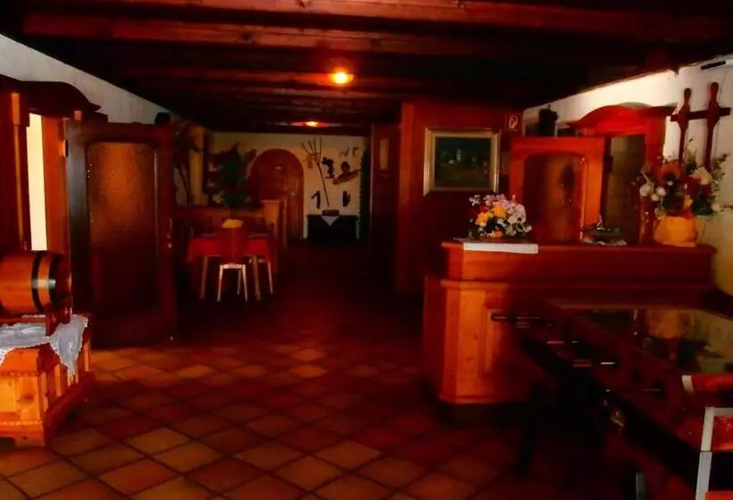 ホテル Gasthof Zum Löwen