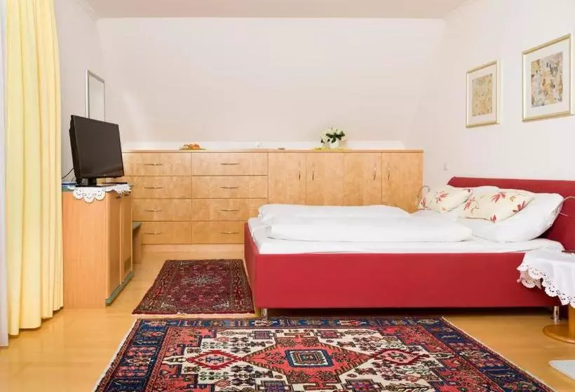 هتل Gästehaus Plank