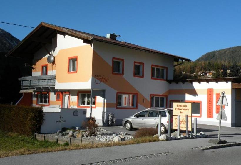 هتل Haus Fini