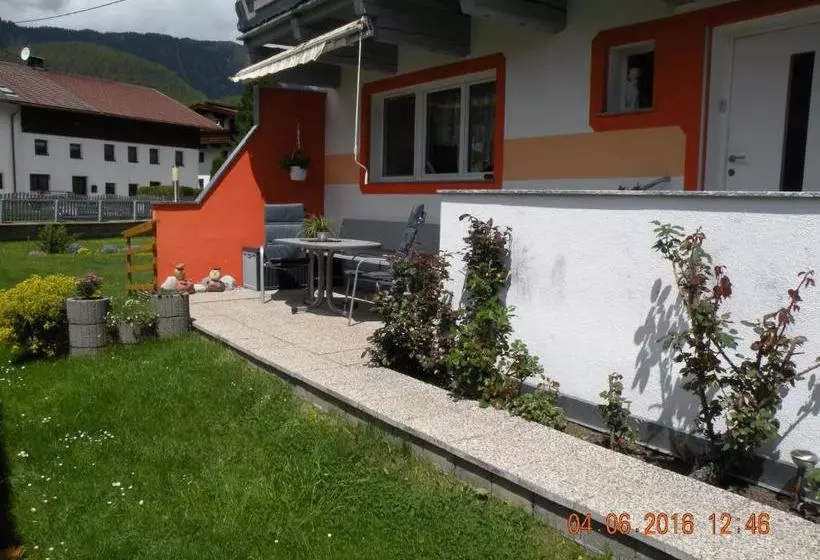 هتل Haus Fini