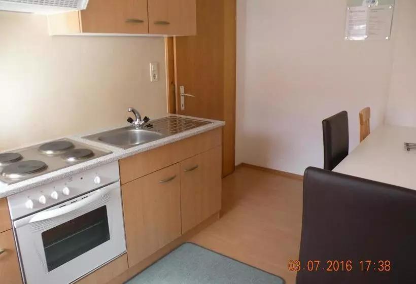 هتل Haus Fini