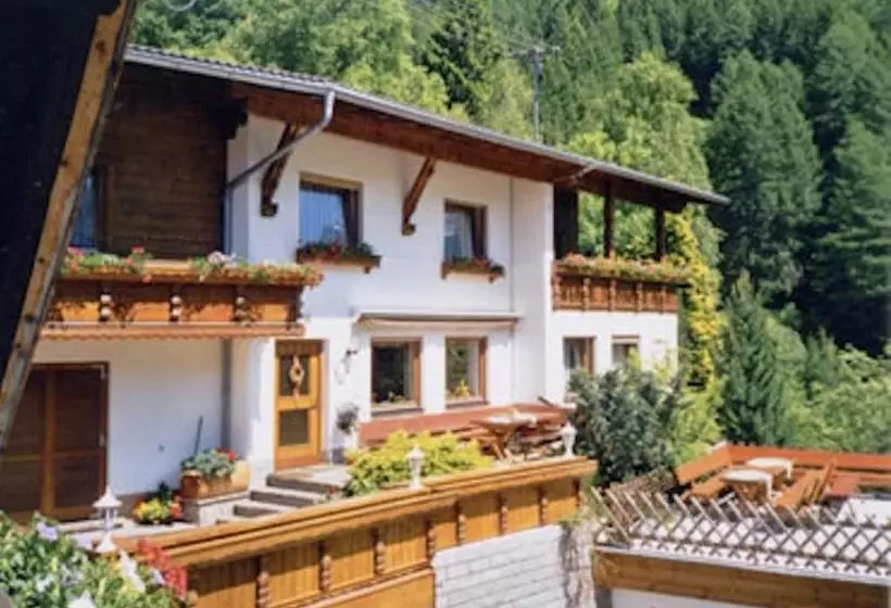 ホテル Haus Kirschner