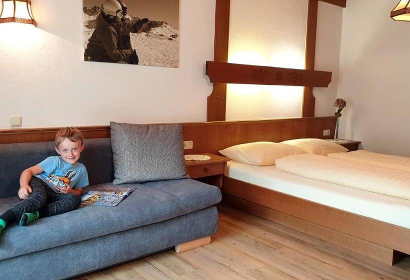 فندق Haus Kirschner