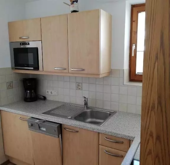 هتل Haus Stecher