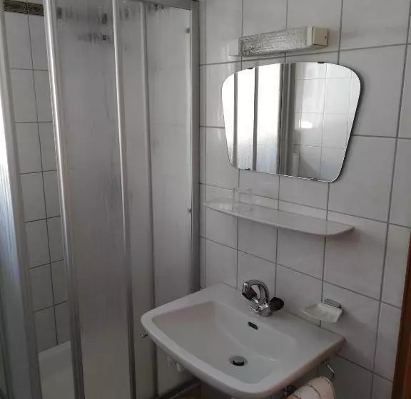 هتل Haus Stecher