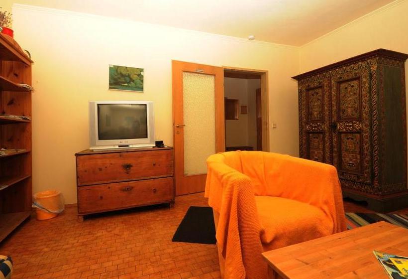 هتل Kandolf Apartments Klagenfurt