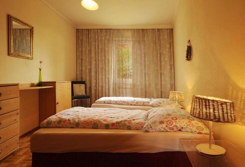 هتل Kandolf Apartments Klagenfurt