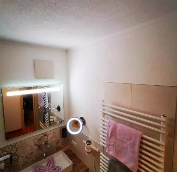 ホテル Landvilla Romantika