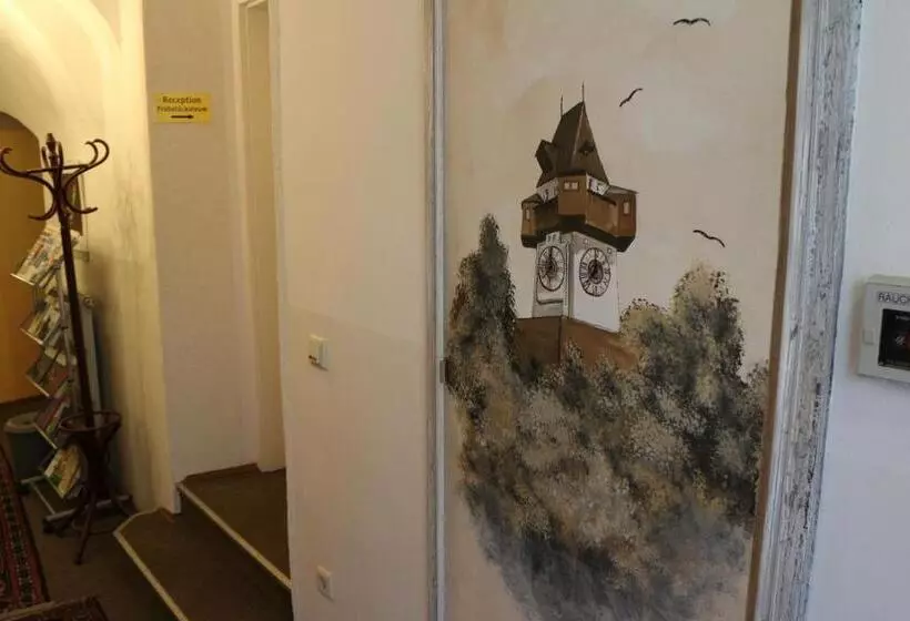 هتل Pension Alt Strassgang