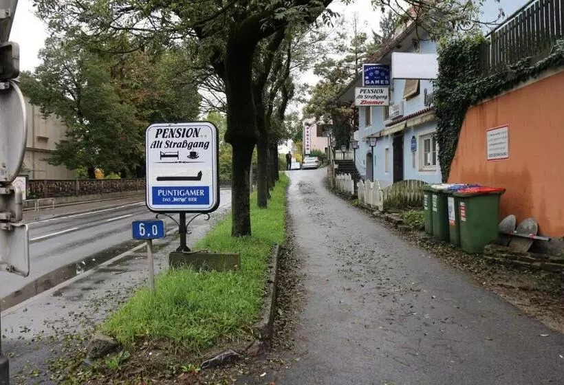هتل Pension Alt Strassgang