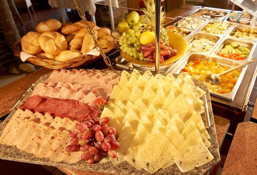 ホテル Pension Ebnerwirt