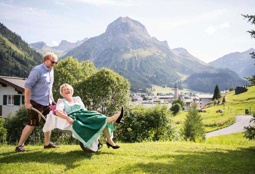 ホテル Pension Zoeggeler