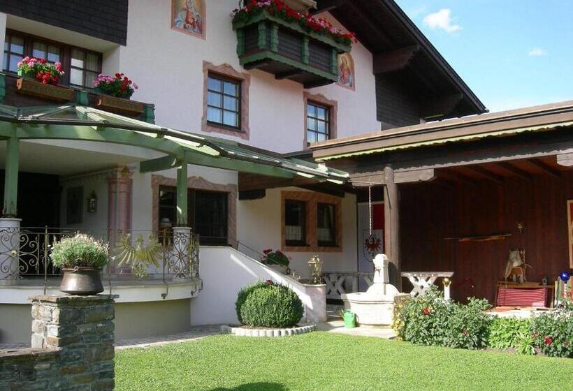 Отель S'hoamatl