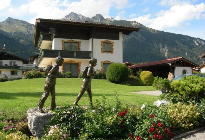 Отель S'hoamatl