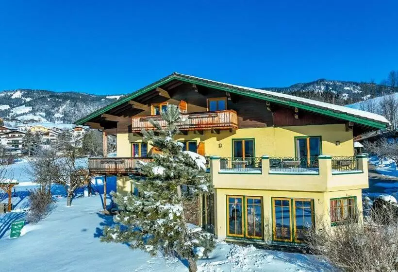 Hotelli Sportpension Goldegg