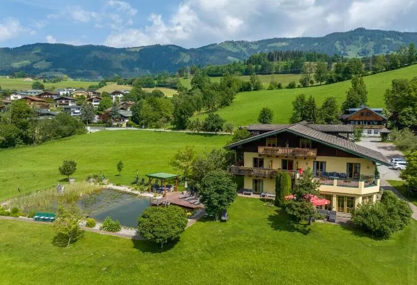 Hotelli Sportpension Goldegg