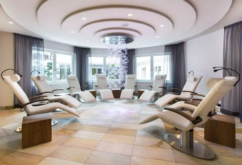 هتل Trofana Royal 5 Sterne Superior Resort