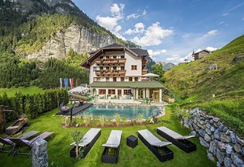 Naturhotel Huettenwirt In Middle Of Nature