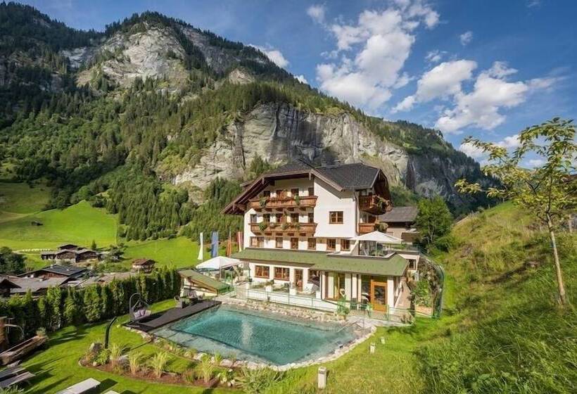 Naturhotel Huettenwirt In Middle Of Nature