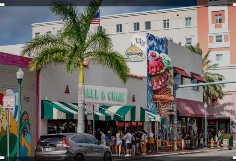 هاستل Beds & Sheets Little Havana
