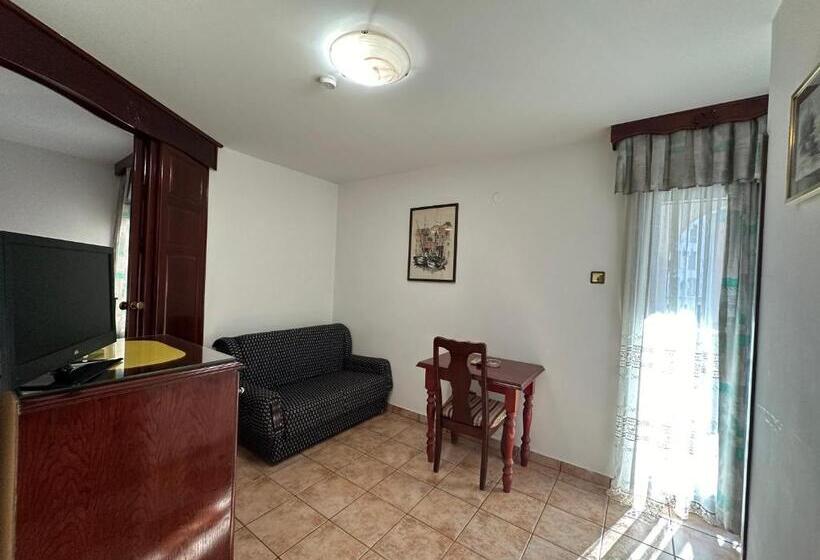 تختخواب و صبحانه Beatrix Lux