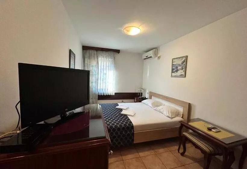 تختخواب و صبحانه Beatrix Lux