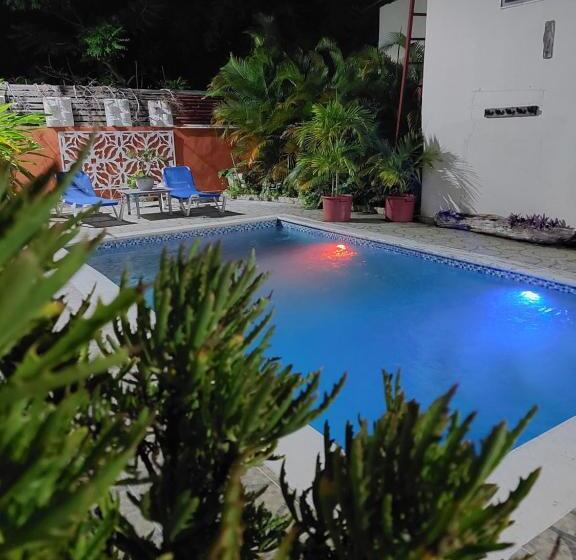 تختخواب و صبحانه Complejo Villa Las Palmeras Piscina, Billar, Jardín, Bbq @drvacationsrental