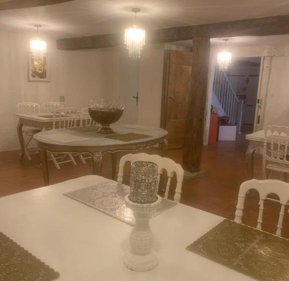 ベッドアンドブレックファースト Country House La Villae