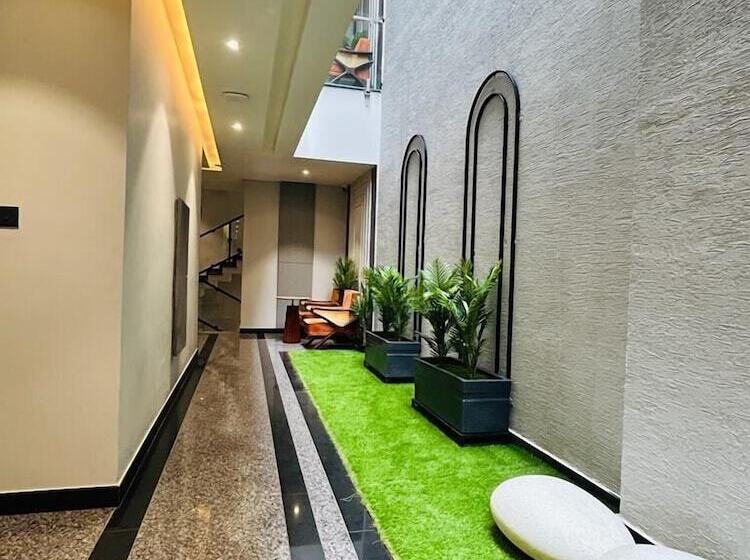 Five Elements Hotels Goldleaf Haldwani