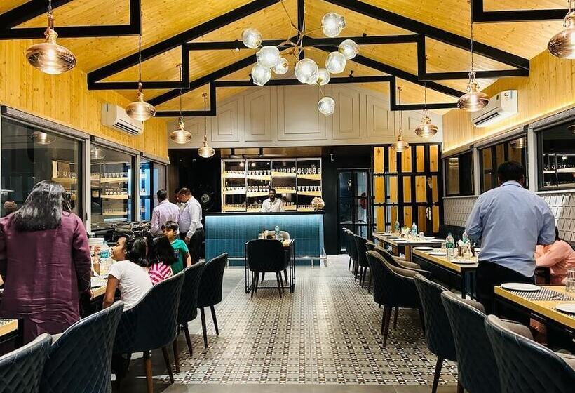 Five Elements Hotels Goldleaf Haldwani