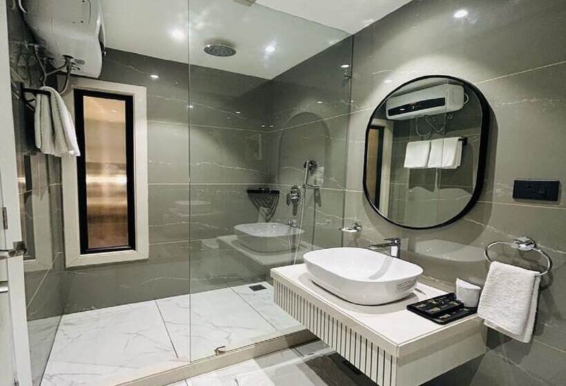 Five Elements Hotels Goldleaf Haldwani