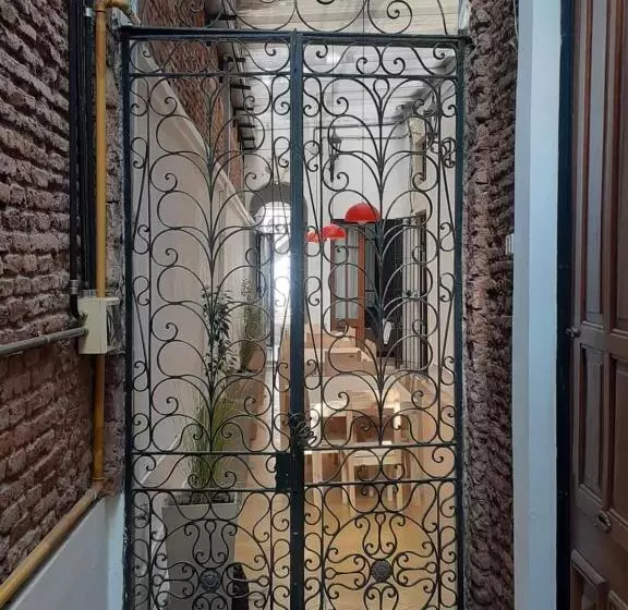 Hostel Altodepto