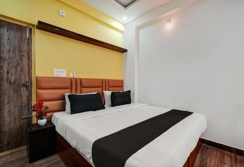 בית מלון כפרי Collection O Utsav Grand