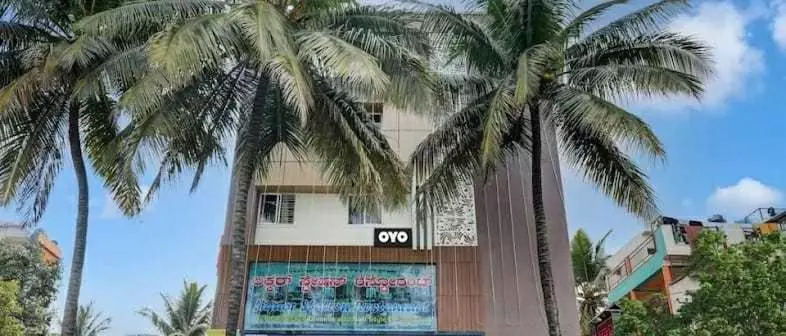هتل Collection O Utsav Grand