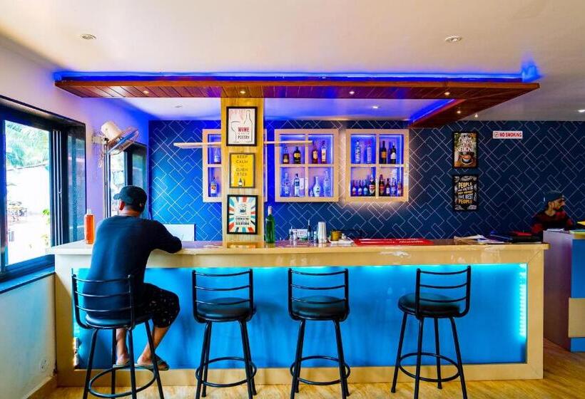 Отель Darsy Residency