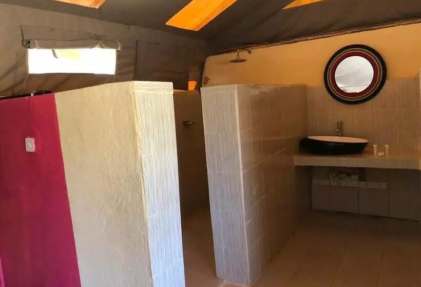 هتل Eco Mara Tented Camp