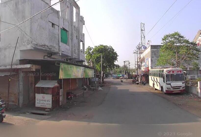 Отель Jai Palace Wardha