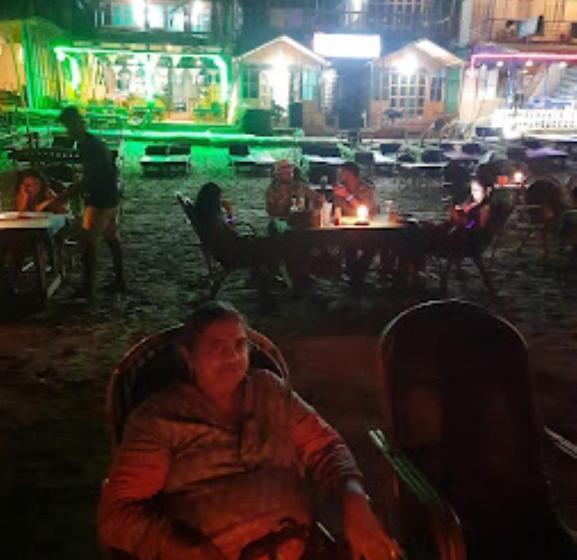 Hotel Ratan Deluxe, Miraj