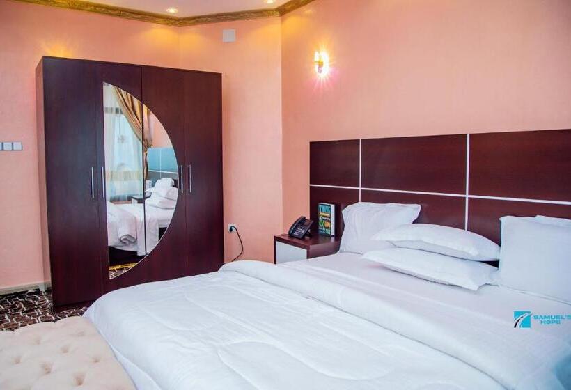 هتل Samuel S Hope