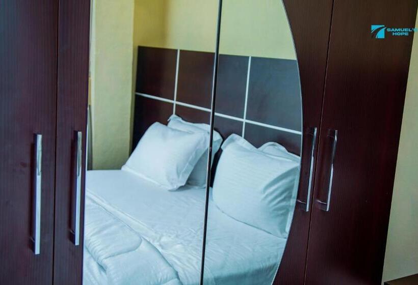 هتل Samuel S Hope