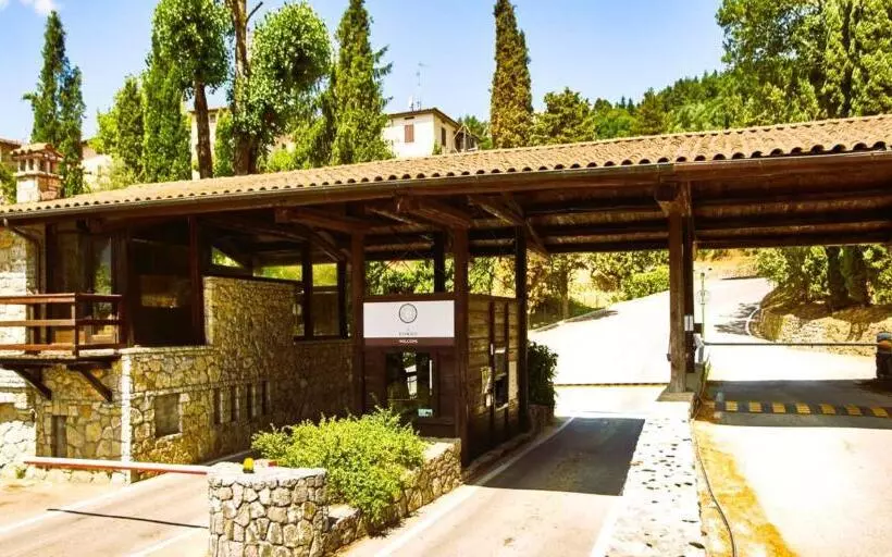 ホテル Surrounded By Tuscan Nature In Barga, Breakfast Included