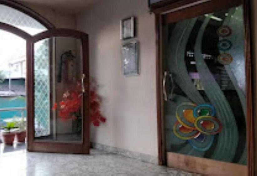 Hotel Venus International